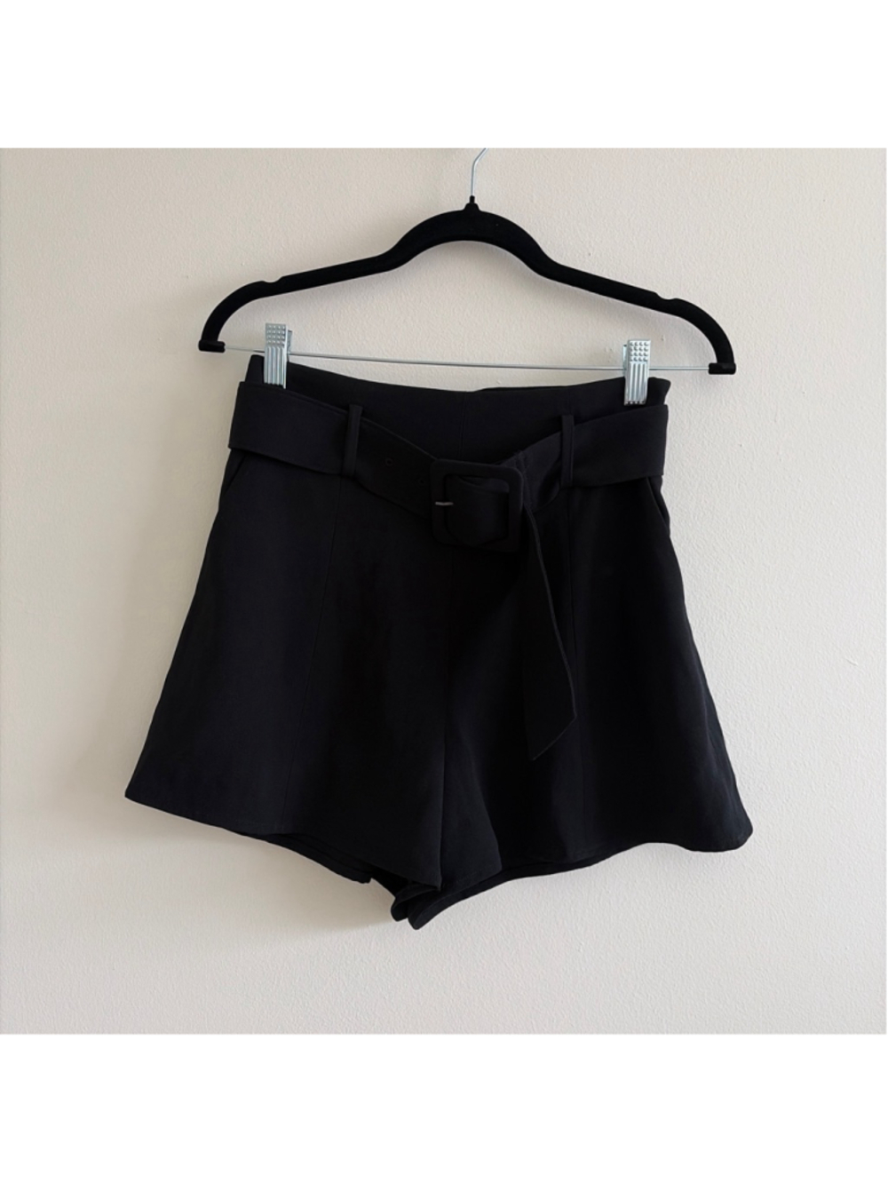 Women's Babaton Black High-Waisted Belted Shorts Size 4